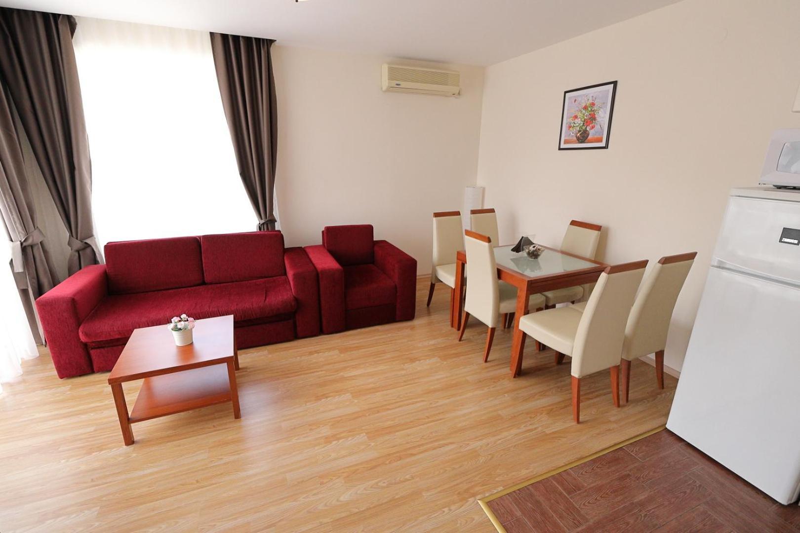 Privilege Fort Beach Apartments Sveti Vlas Bagian luar foto