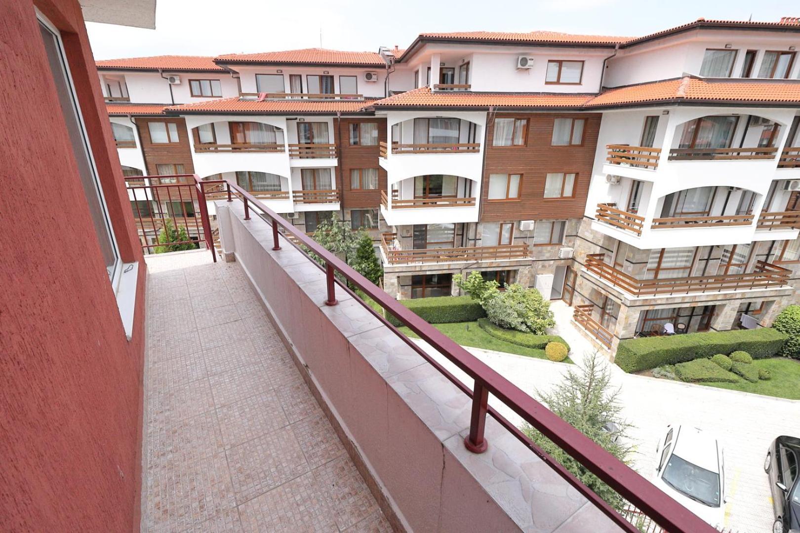 Privilege Fort Beach Apartments Sveti Vlas Bagian luar foto