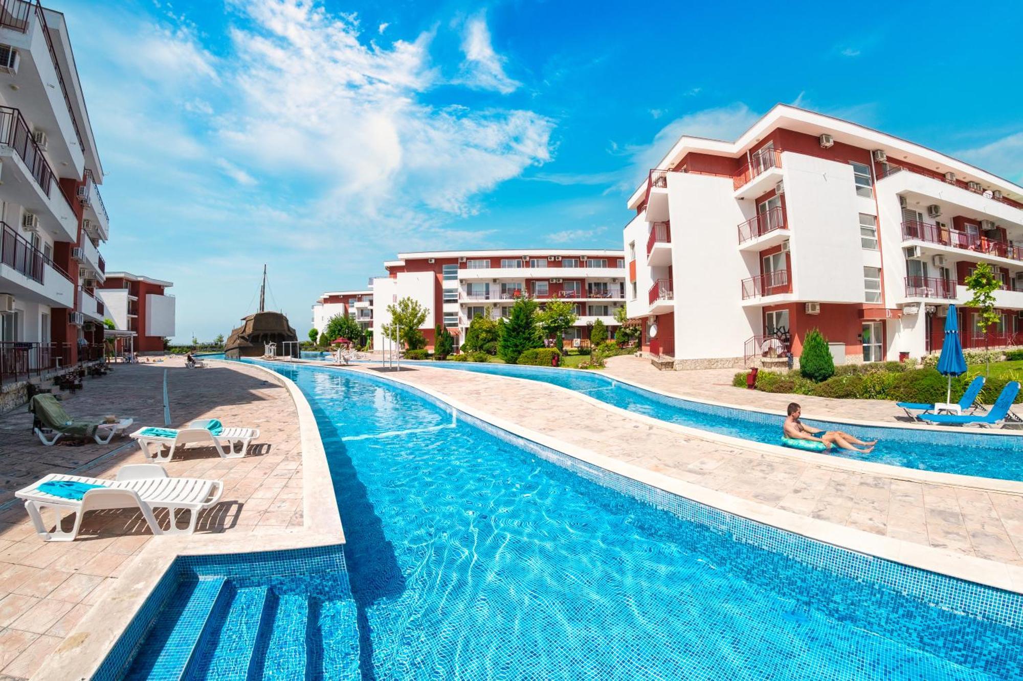 Privilege Fort Beach Apartments Sveti Vlas Bagian luar foto