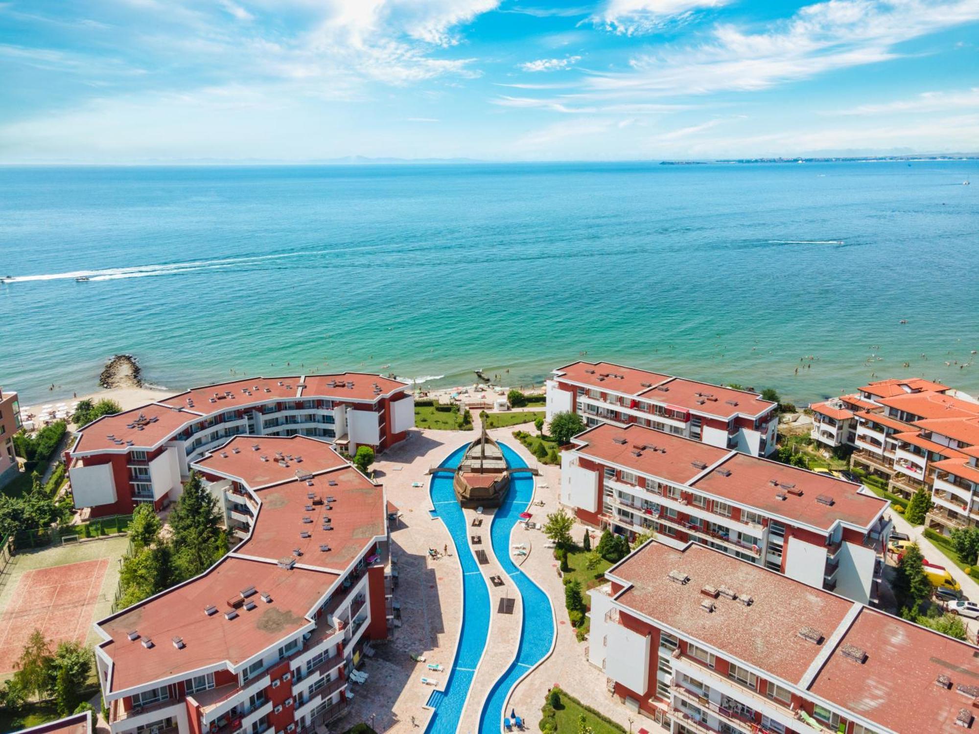 Privilege Fort Beach Apartments Sveti Vlas Bagian luar foto