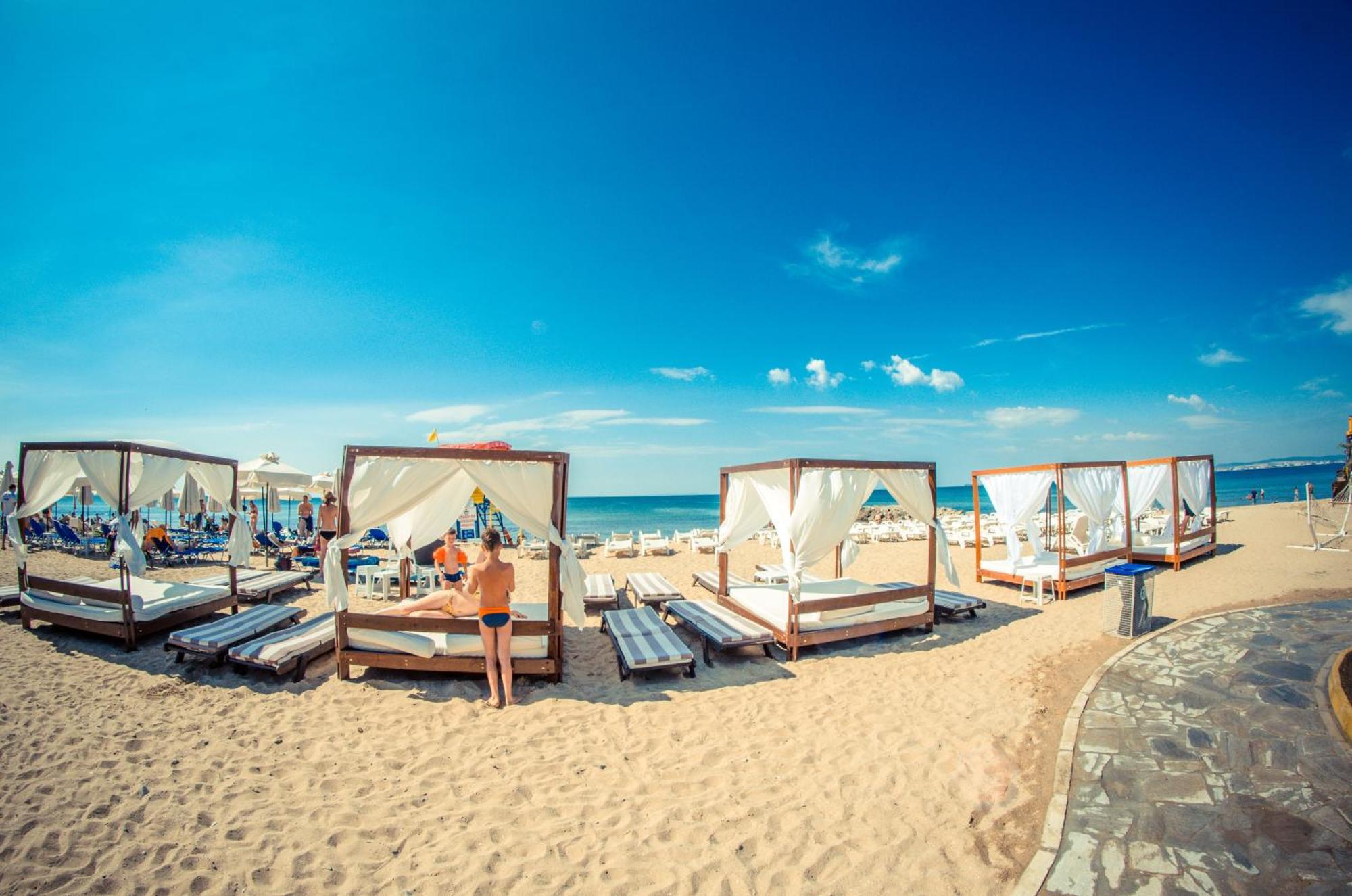 Privilege Fort Beach Apartments Sveti Vlas Bagian luar foto