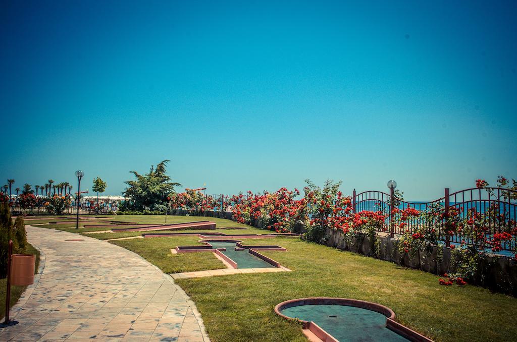 Privilege Fort Beach Apartments Sveti Vlas Bagian luar foto